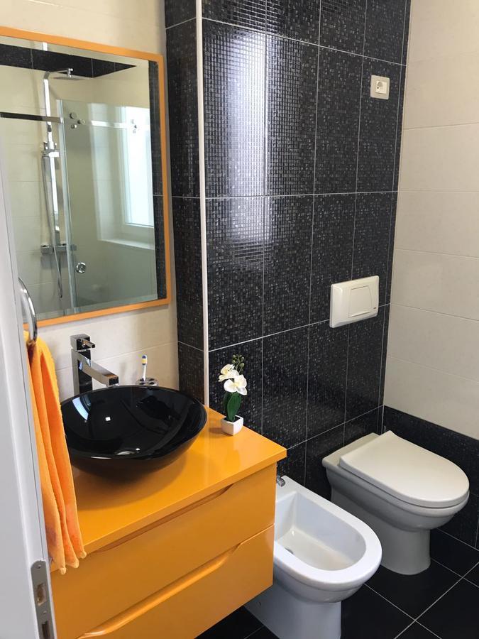 Vila Rina At Aquamarine Residence Vlorë エクステリア 写真