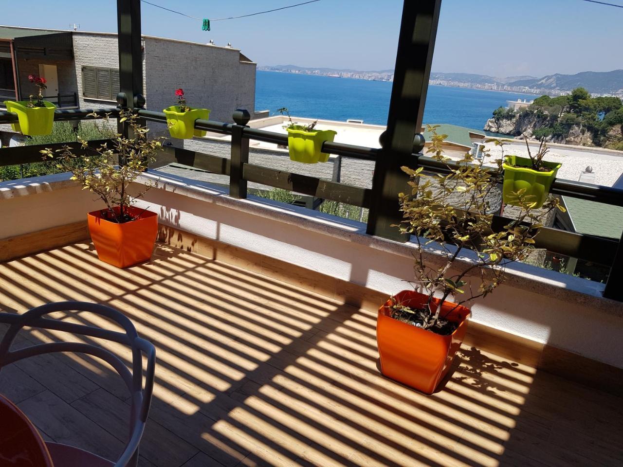 Vila Rina At Aquamarine Residence Vlorë エクステリア 写真