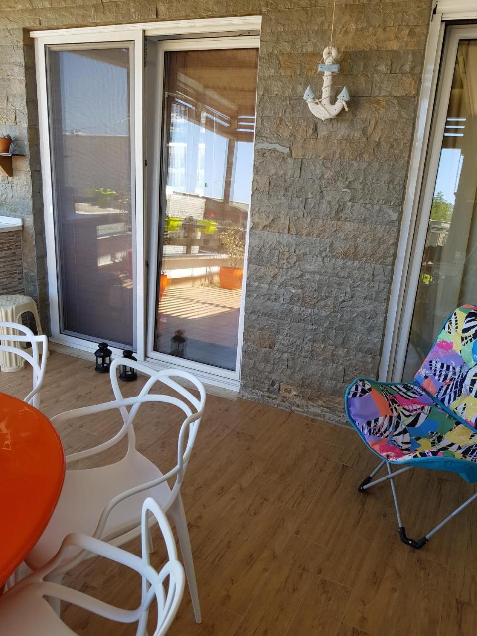Vila Rina At Aquamarine Residence Vlorë エクステリア 写真